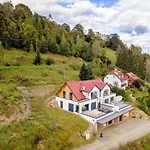Doppellodge Ferienhaus *